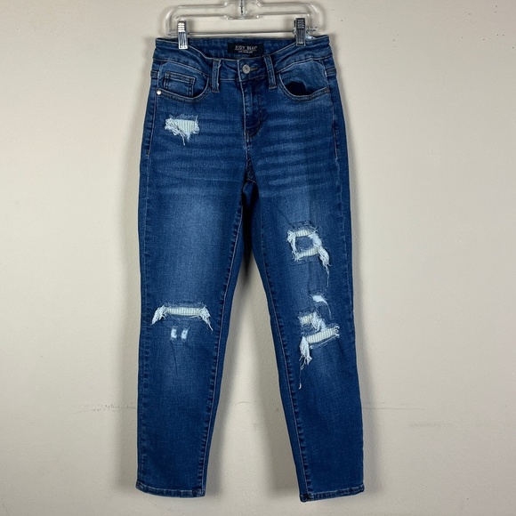 Judy Blue Women Boyfriend Fit Jeans Distressed Sz 0/24 Light Wash Blue - Picture 1 of 12
